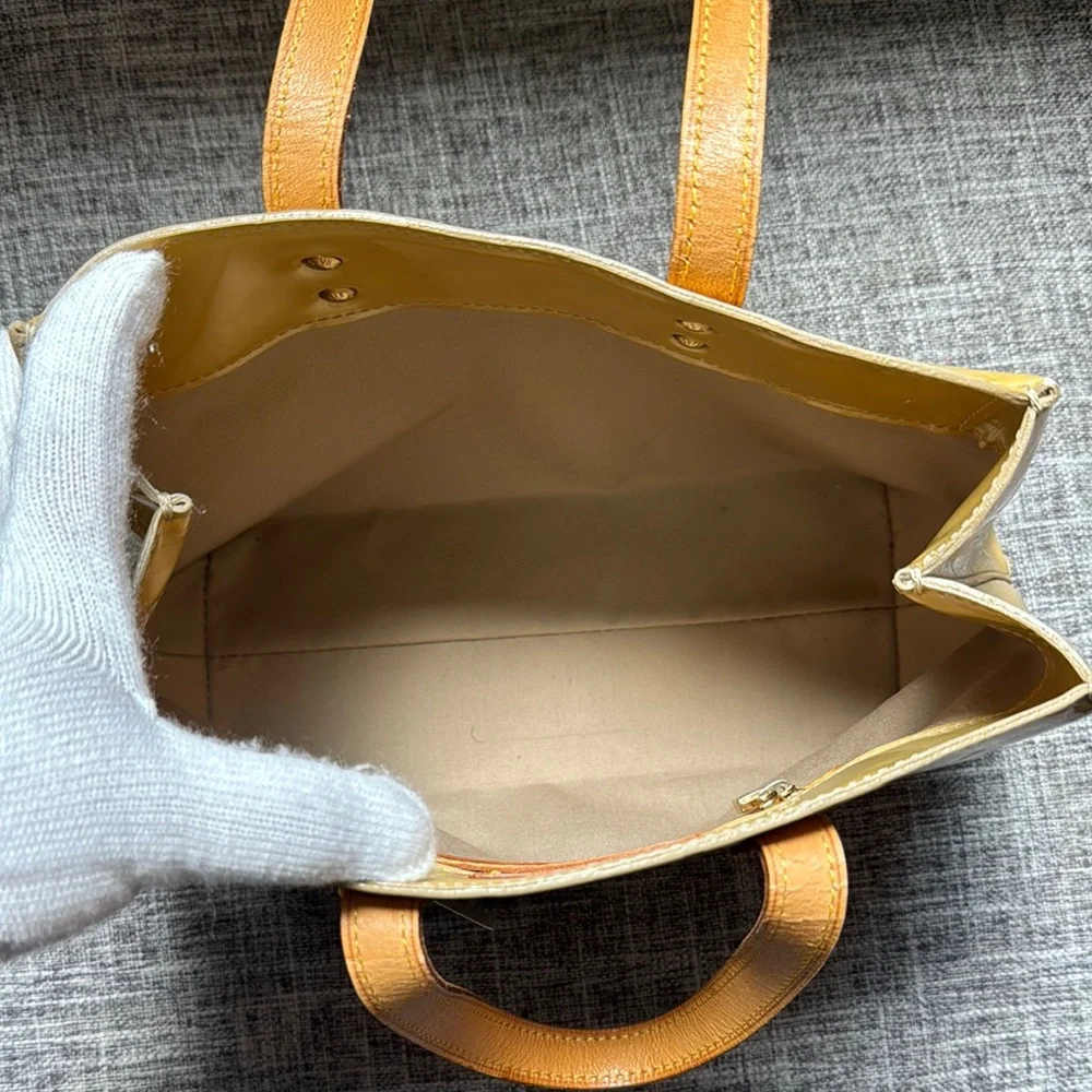 Louis Vuitton Yellow  Vernis Tote with Glossy Finish - Picture 10 of 16